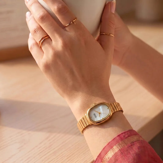 GEDI Women Quartz Watch Golden